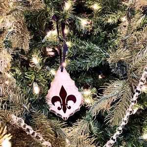 Huge New 5 1/2” Scalloped Fleur De Lis Authentic Crystal Ornament